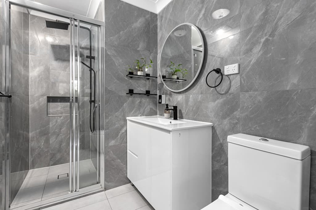 2 Blackman Crescent, Horningsea Park, Horningsea Park - Thumbnail 6