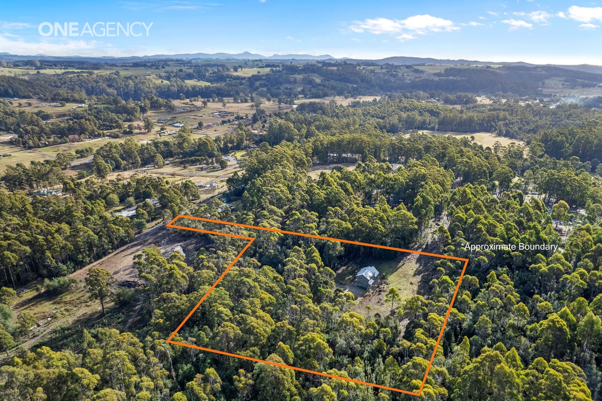 19 Black Wattle Road, Acacia Hills, Acacia Hills - Thumbnail 2
