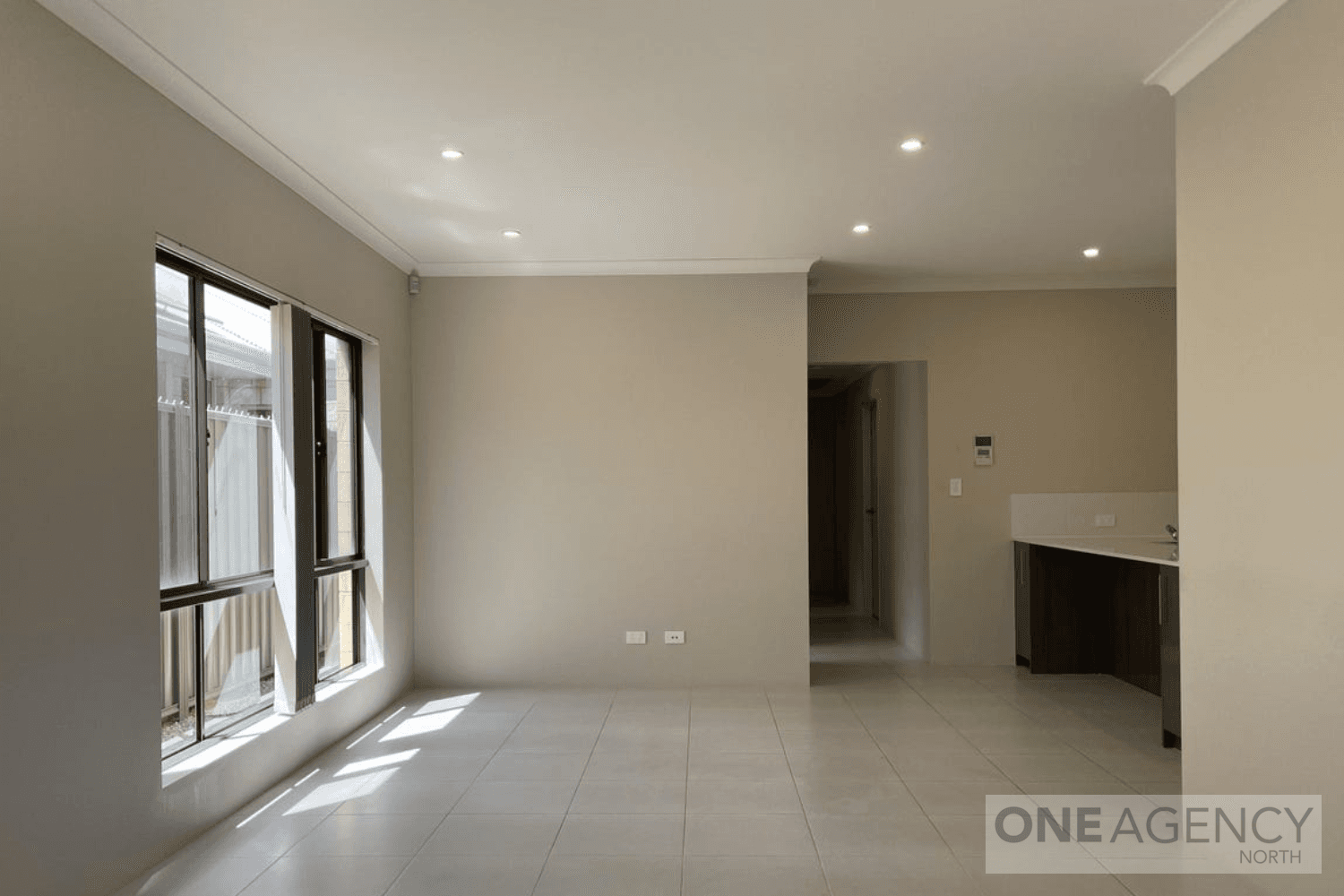 10 Macadamia Loop, Piara Waters, Piara Waters - Thumbnail 3