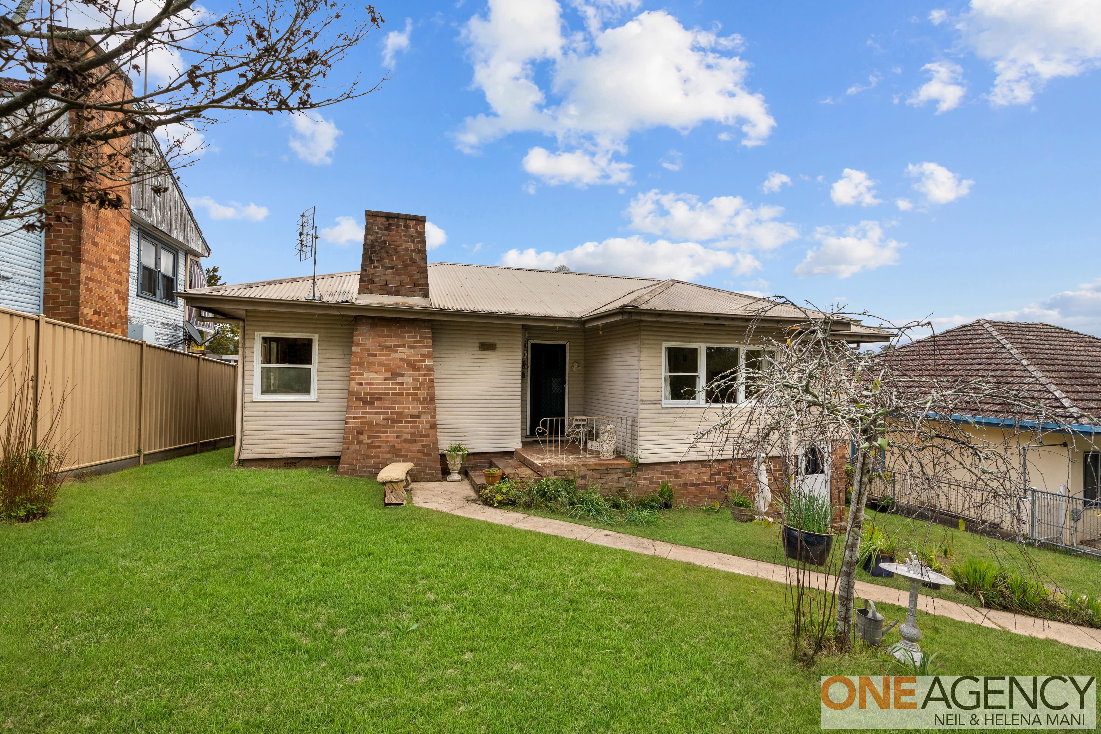 420 Mann Street, North Gosford, North Gosford - Image 1