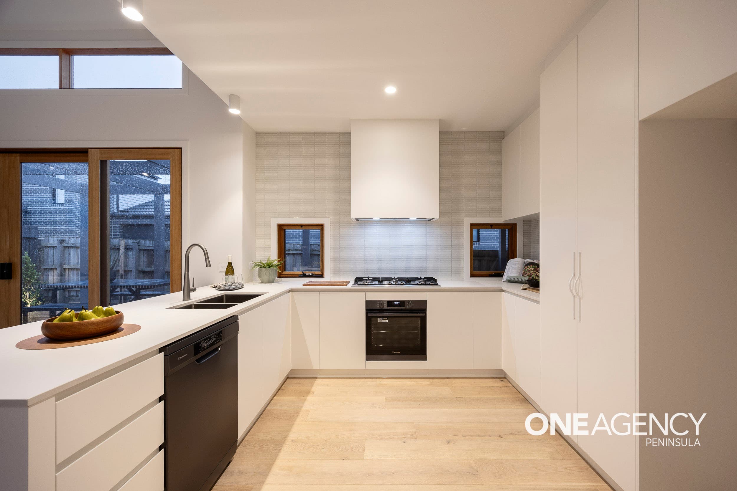 1A Kiandra Street, Mornington, Mornington - Thumbnail 6
