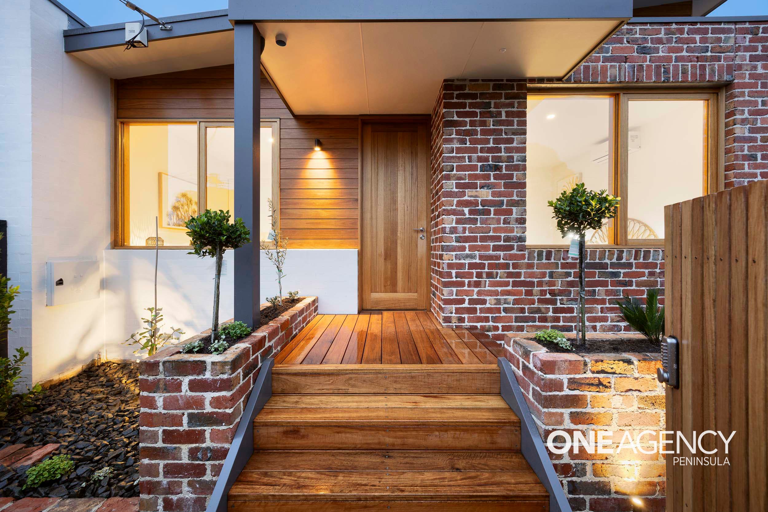 1A Kiandra Street, Mornington, Mornington - Image 1