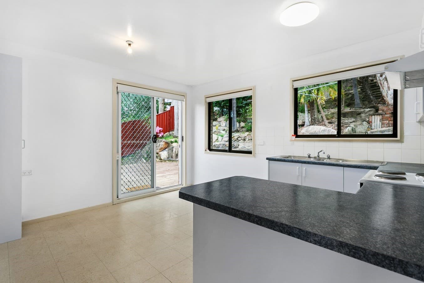 15 Sedgeman Avenue, Menai, Menai - Thumbnail 3