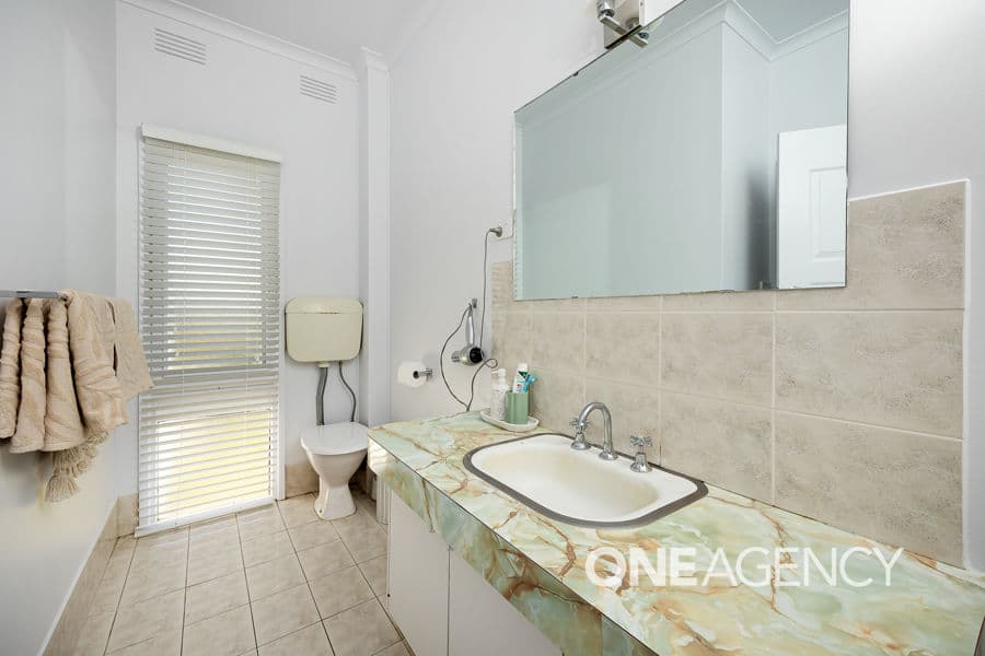 18 WHITE Avenue, Kooringal, Kooringal - Thumbnail 6