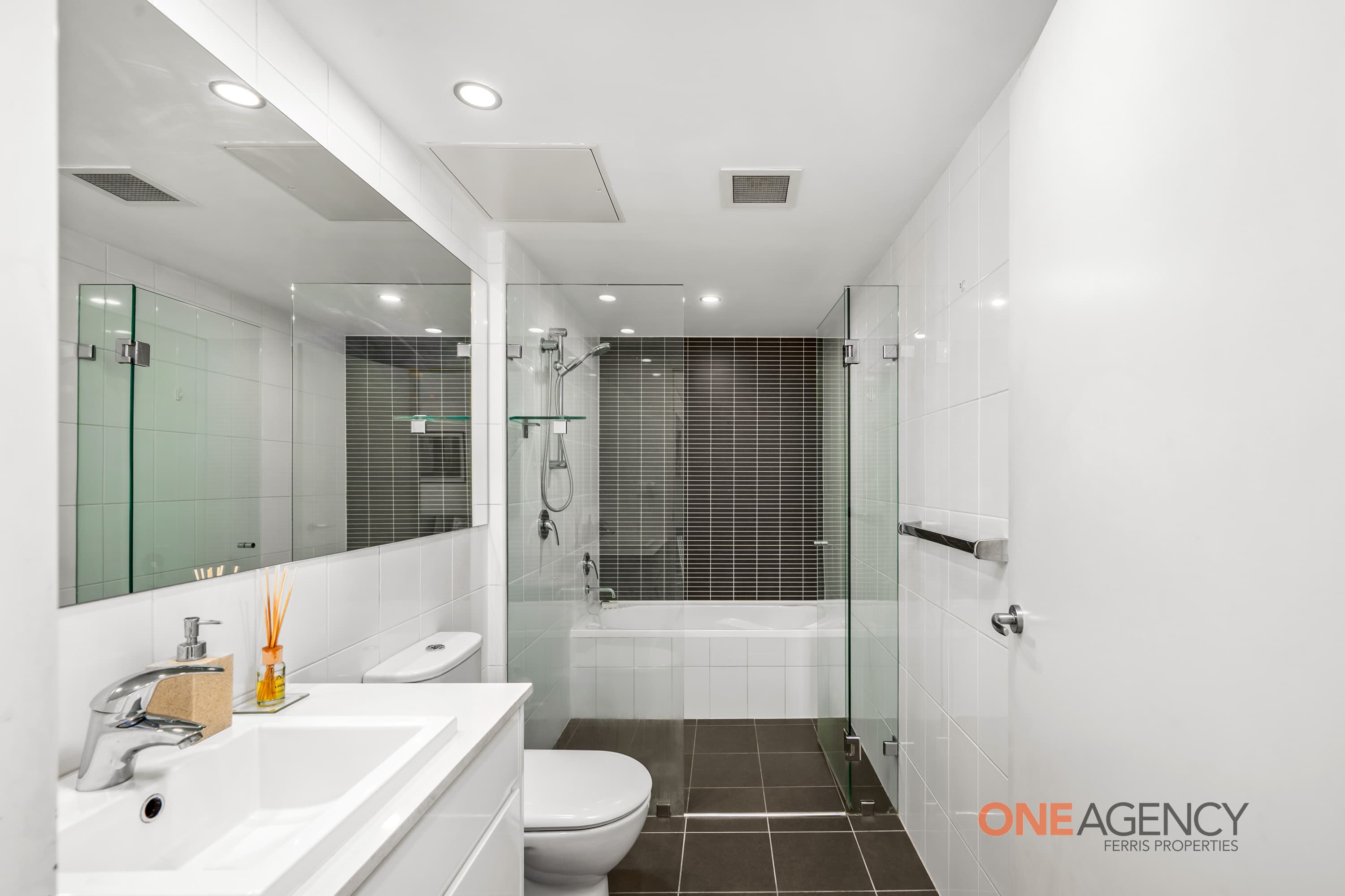 411/335 Wharf Road, Newcastle, Newcastle - Thumbnail 7
