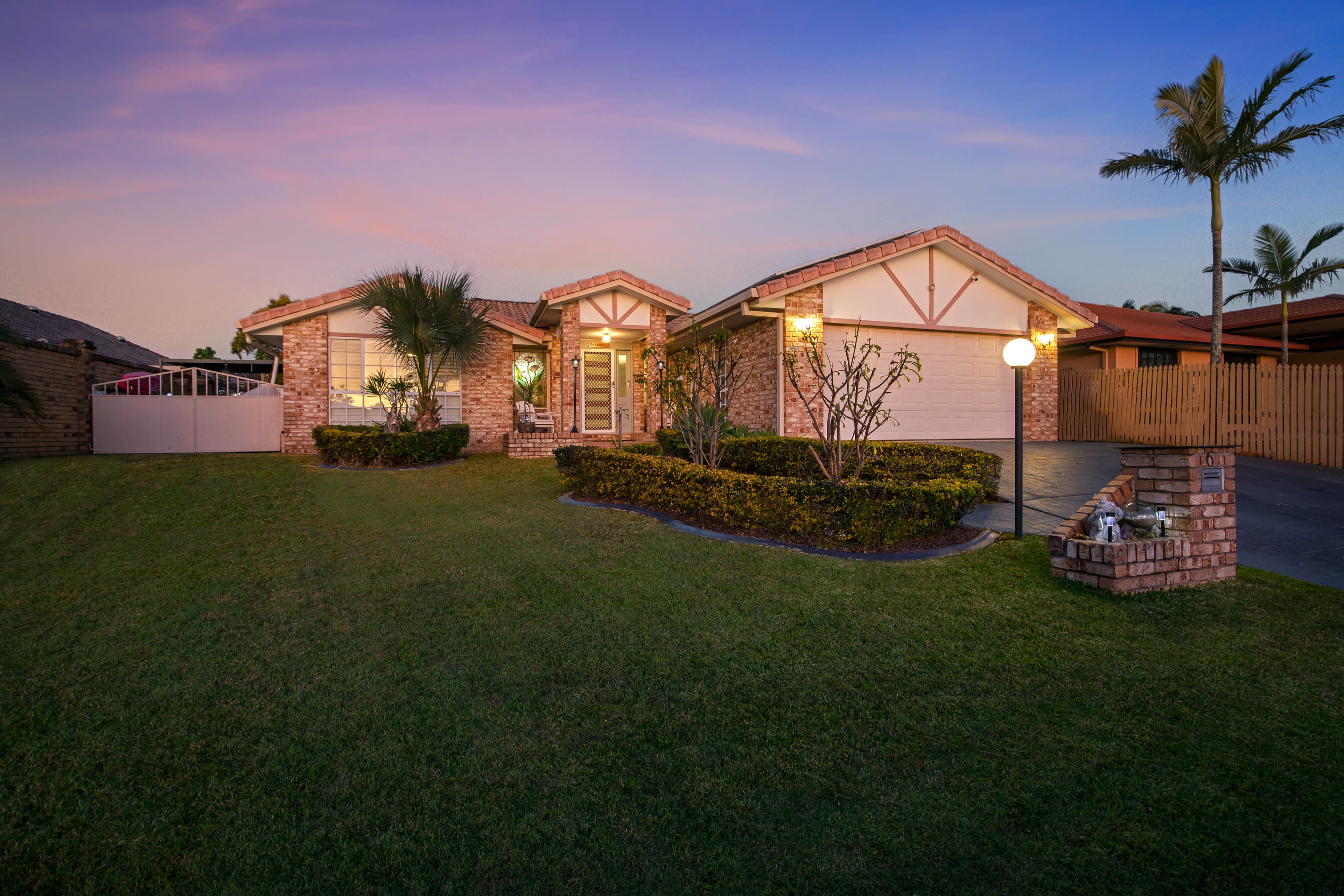 6 Treetop Court, Burleigh Waters, Burleigh Waters - Image 1