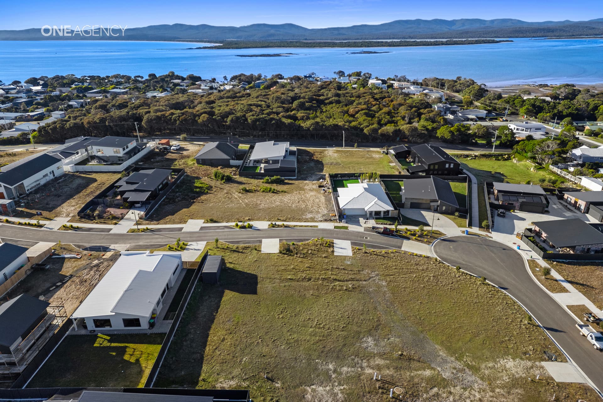 1 Opal Mews, Hawley Beach, Hawley Beach - Thumbnail 3