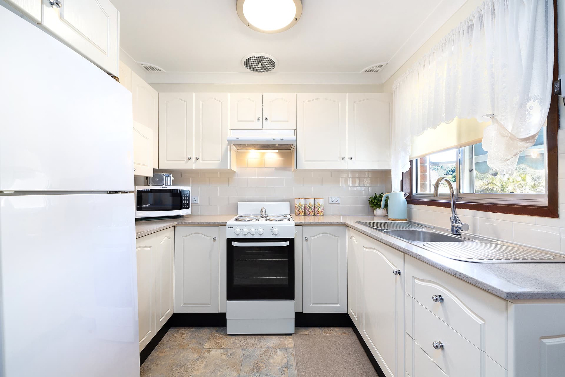 28 Karina Drive, Narara, Narara - Thumbnail 2
