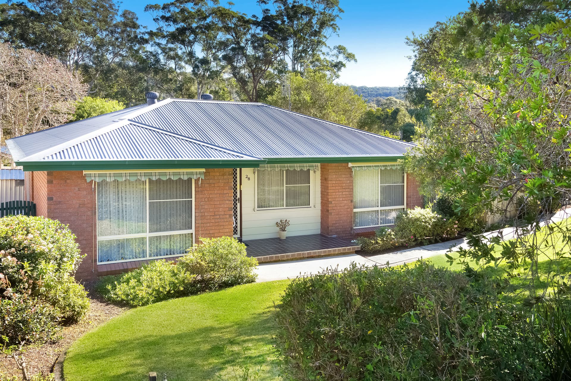 28 Karina Drive, Narara, Narara - Image 1