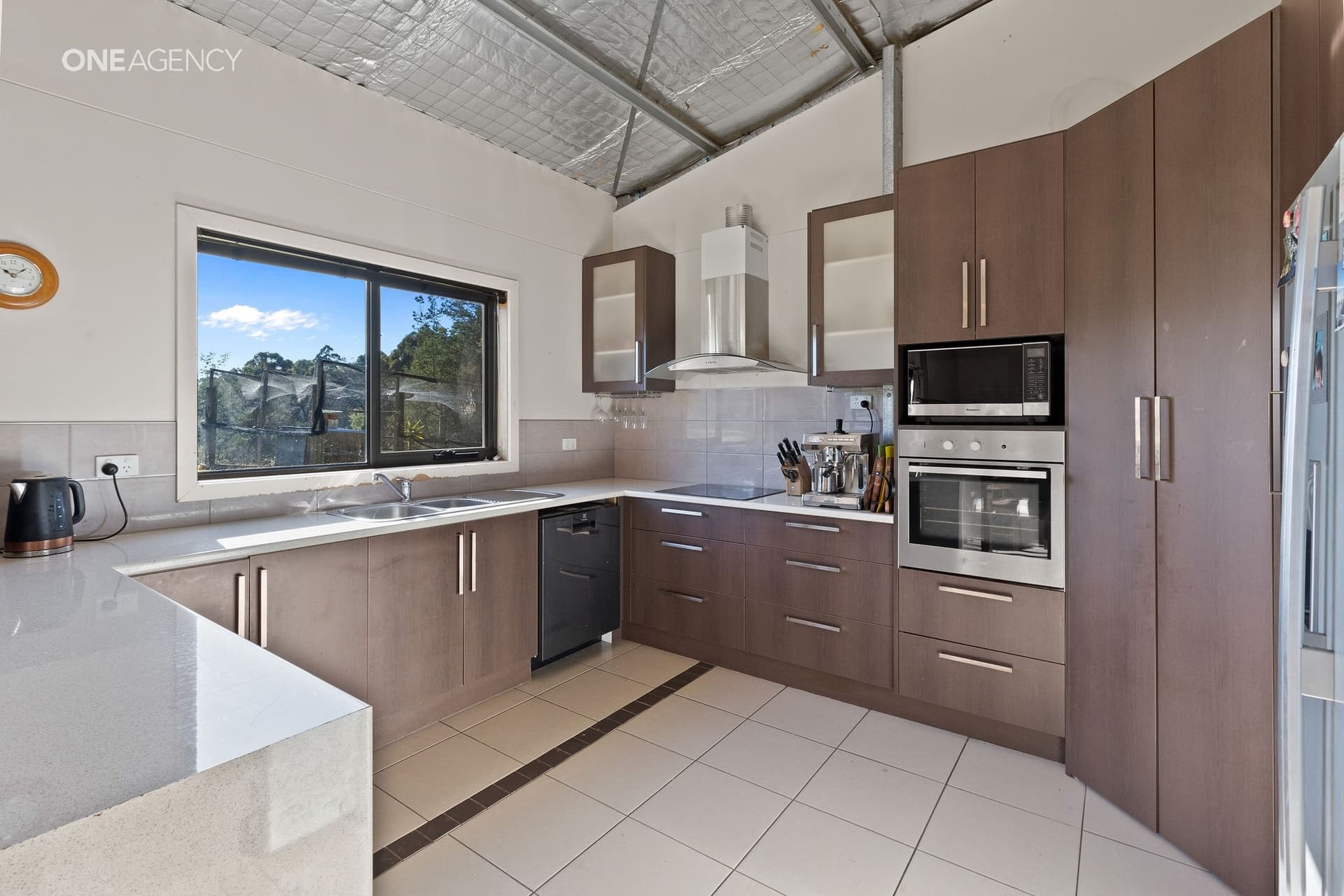 24 Hillside Court, South Spreyton, South Spreyton - Thumbnail 4