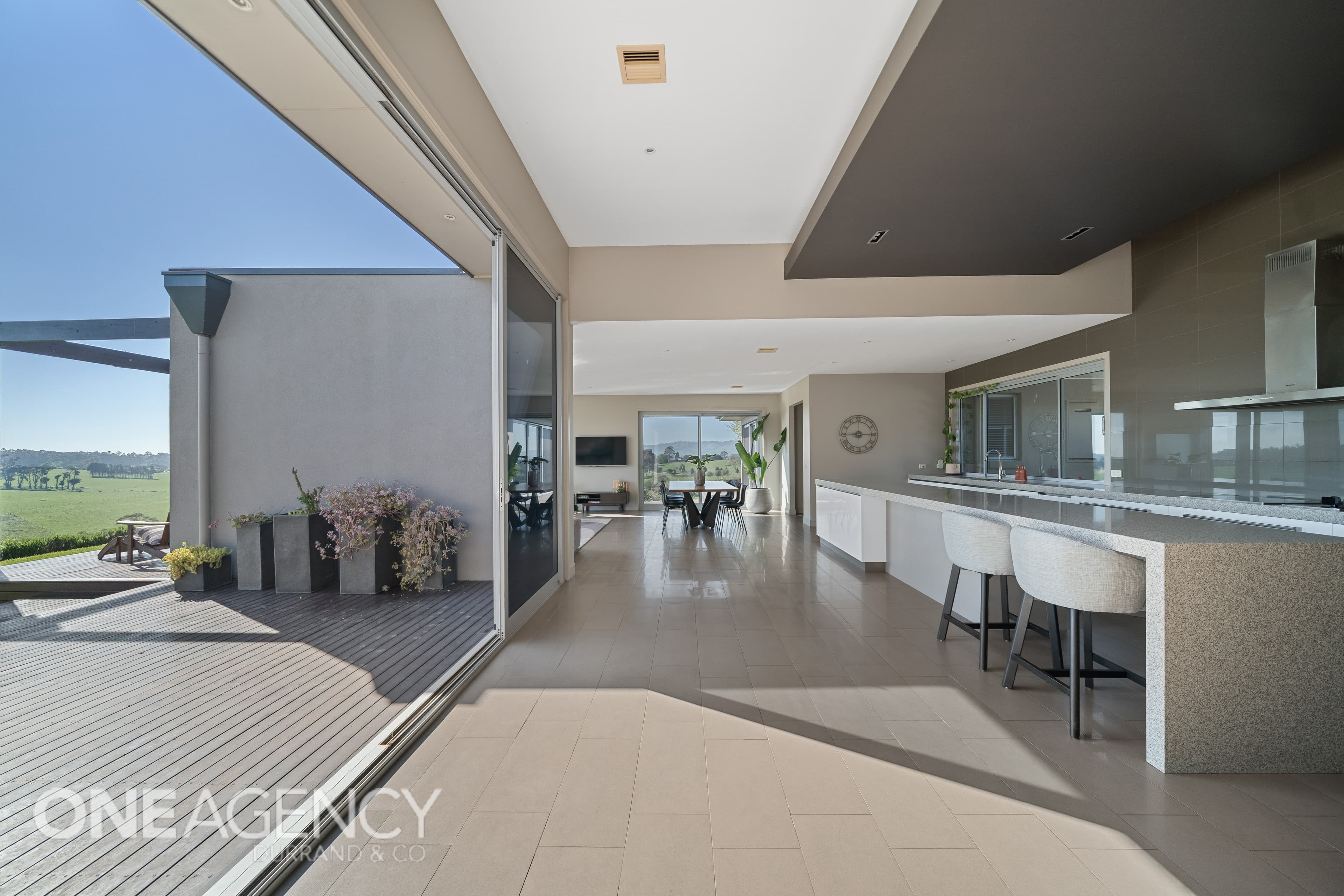 615 East West Road, Warragul, Warragul - Thumbnail 6
