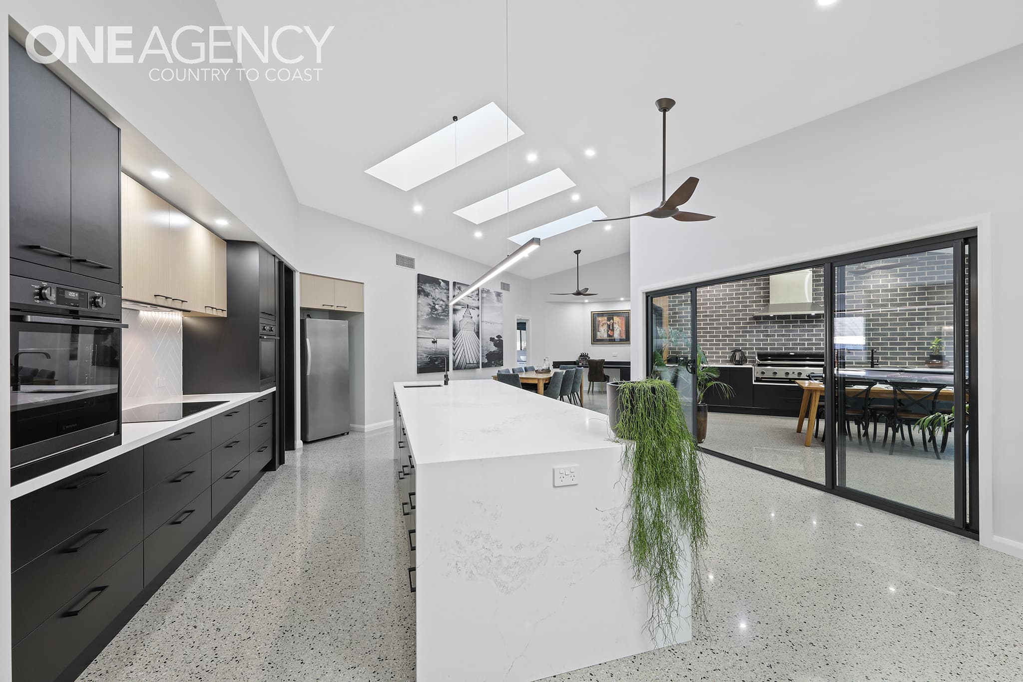 24 Longview Road, Warragul, Warragul - Image 1