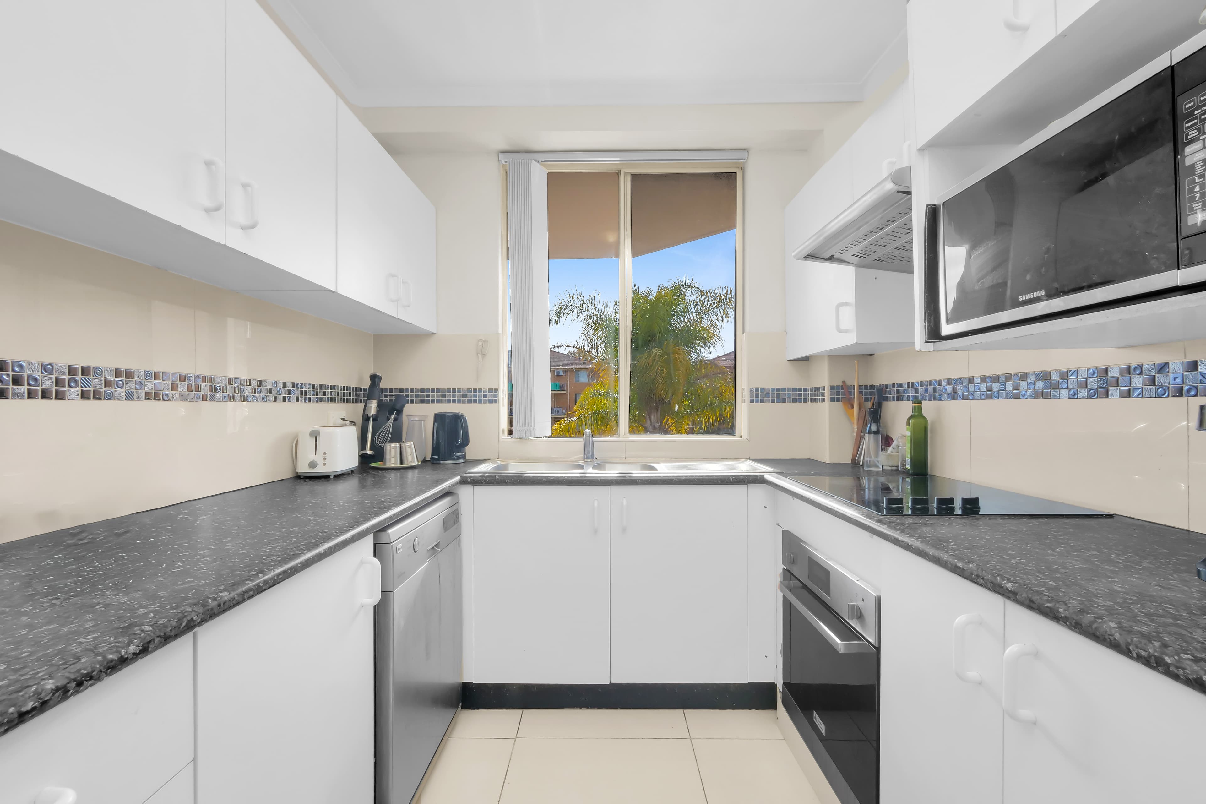 22/2 Riverpark Drive, Liverpool, Liverpool - Thumbnail 4