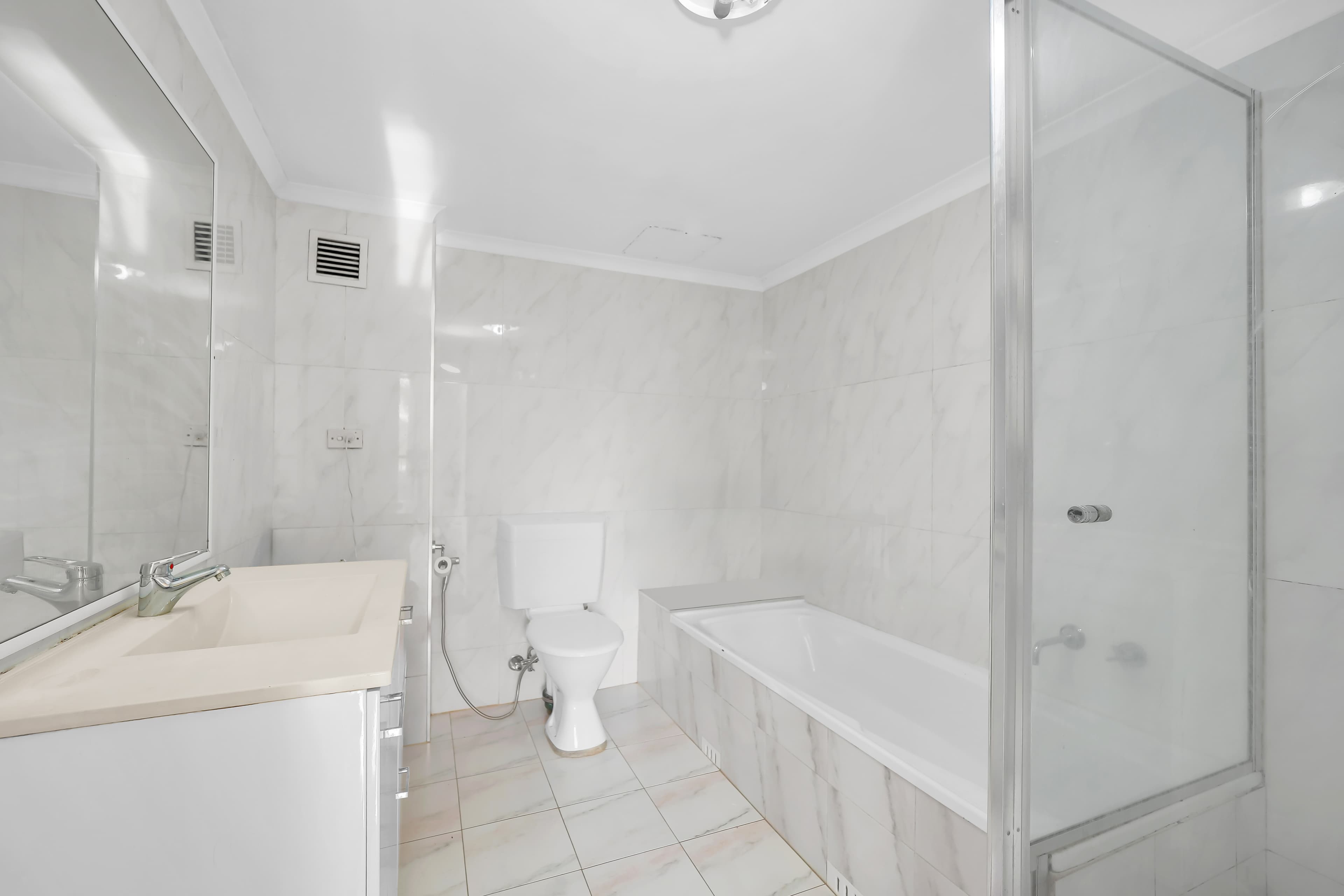 22/2 Riverpark Drive, Liverpool, Liverpool - Thumbnail 5