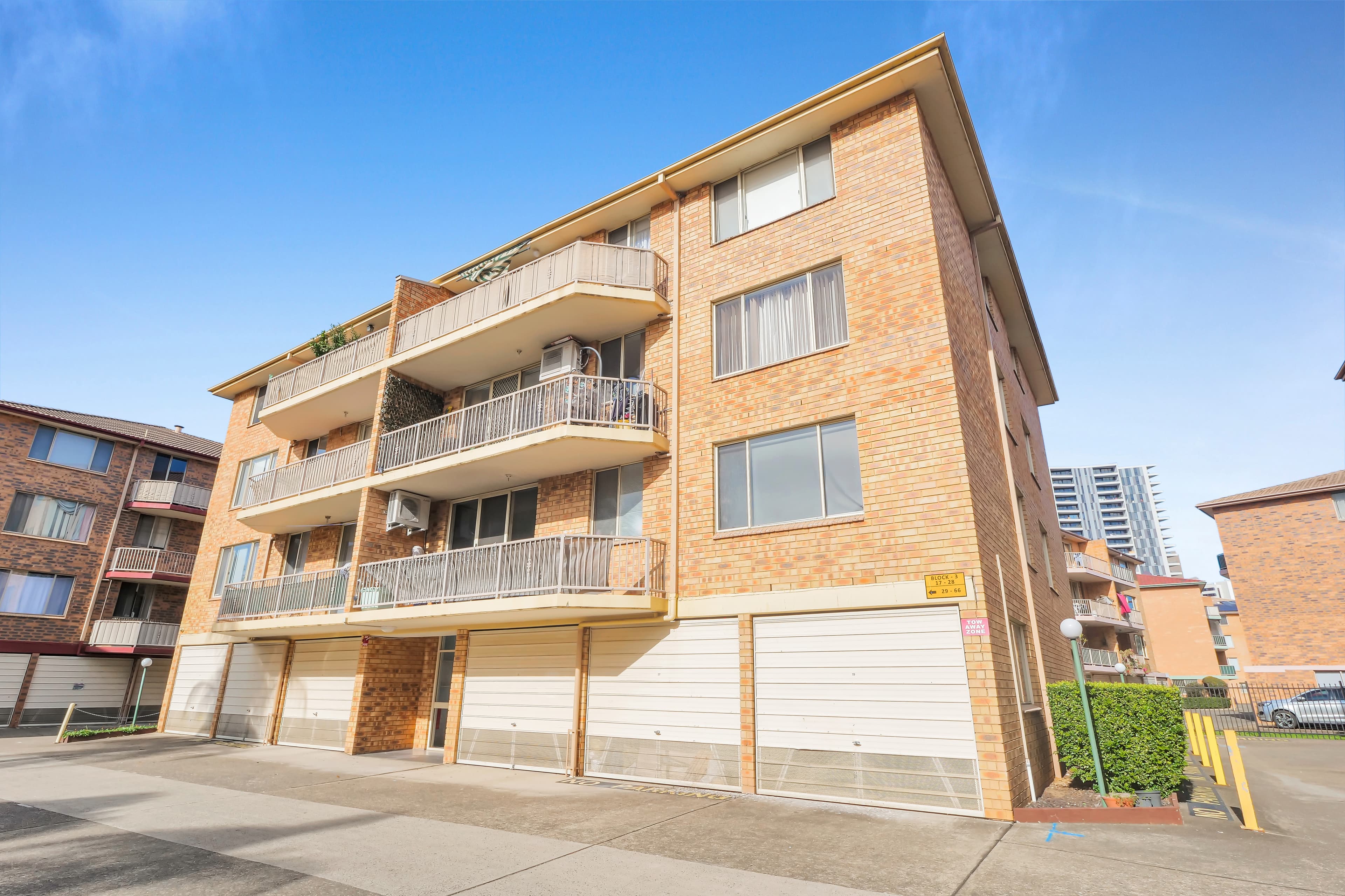 22/2 Riverpark Drive, Liverpool, Liverpool - Image 1