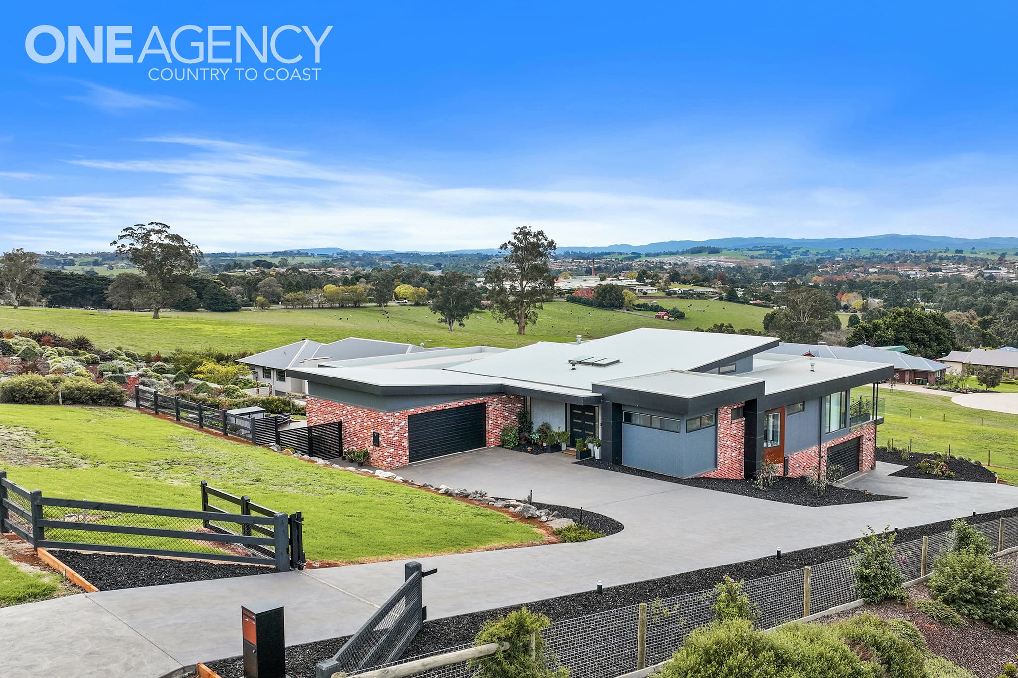 12 Emerald Drive, Warragul, Warragul - Image 1