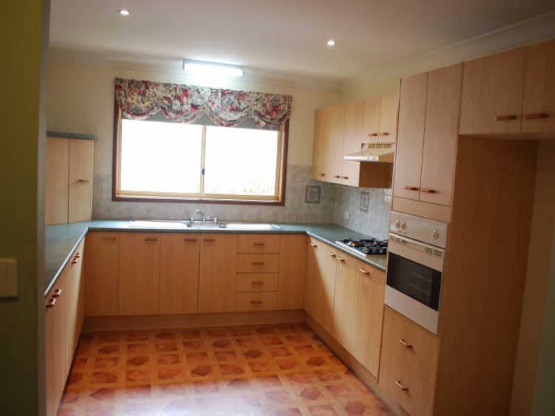 46 Sanderson Road, Kanahooka, Kanahooka - Thumbnail 2
