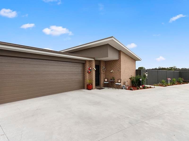 16/110 Kanahooka Road, Kanahooka, Kanahooka - Image 1