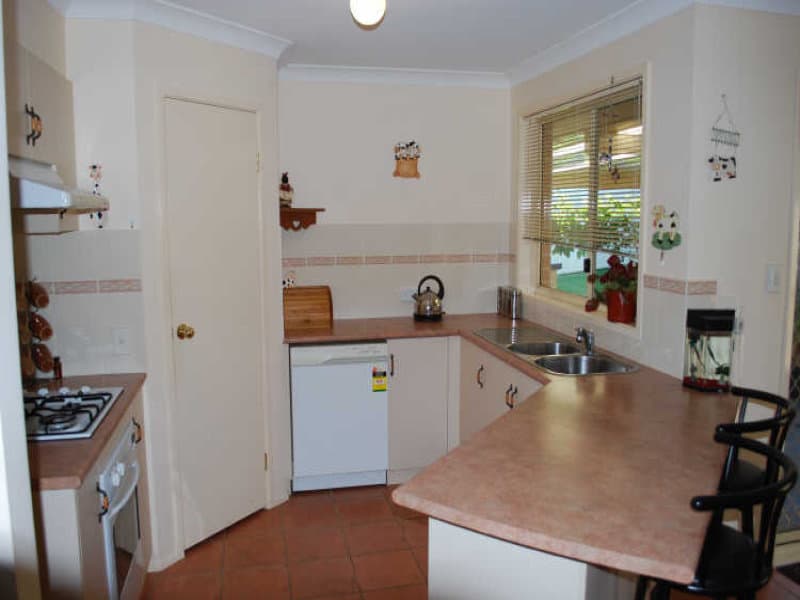 15 Woodside Circuit, Horsley, Horsley - Thumbnail 5