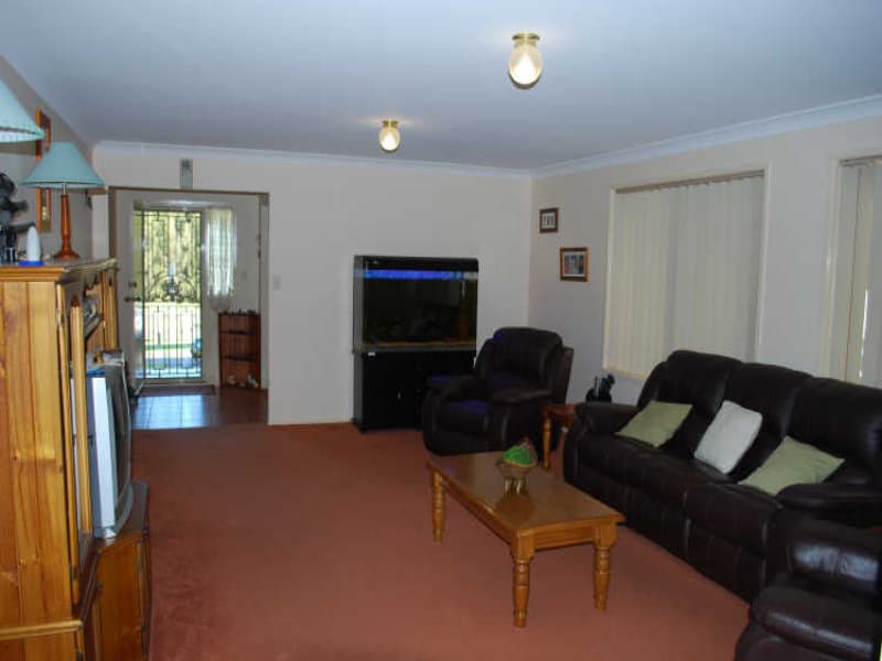 15 Woodside Circuit, Horsley, Horsley - Thumbnail 6