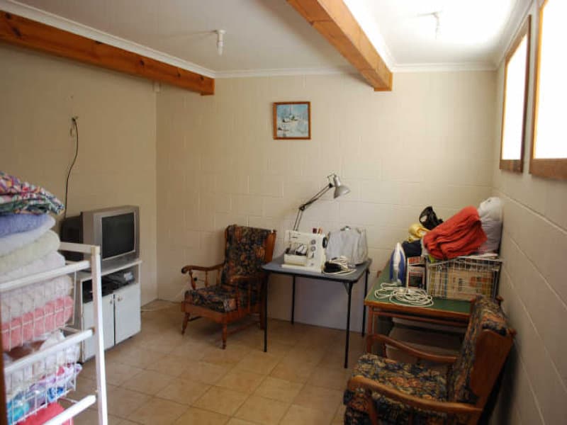 9 Inglebar Crescent, Koonawarra, Koonawarra - Thumbnail 4