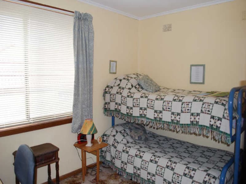 65 Nottingham Street, Berkeley, Berkeley - Thumbnail 3
