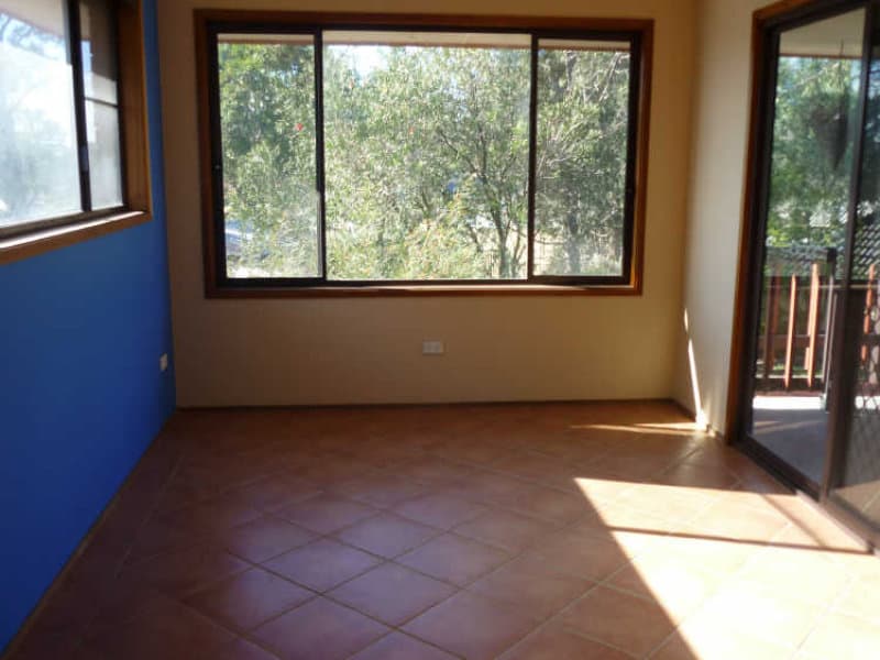 4 Fraser Crescent, Albion Park, Albion Park - Thumbnail 5