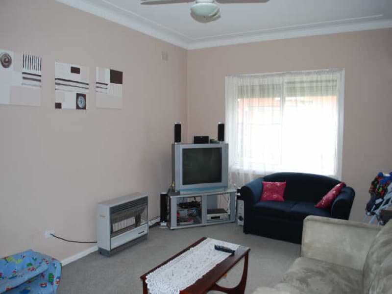 45 Wentworth Street, Oak Flats, Oak Flats - Thumbnail 5