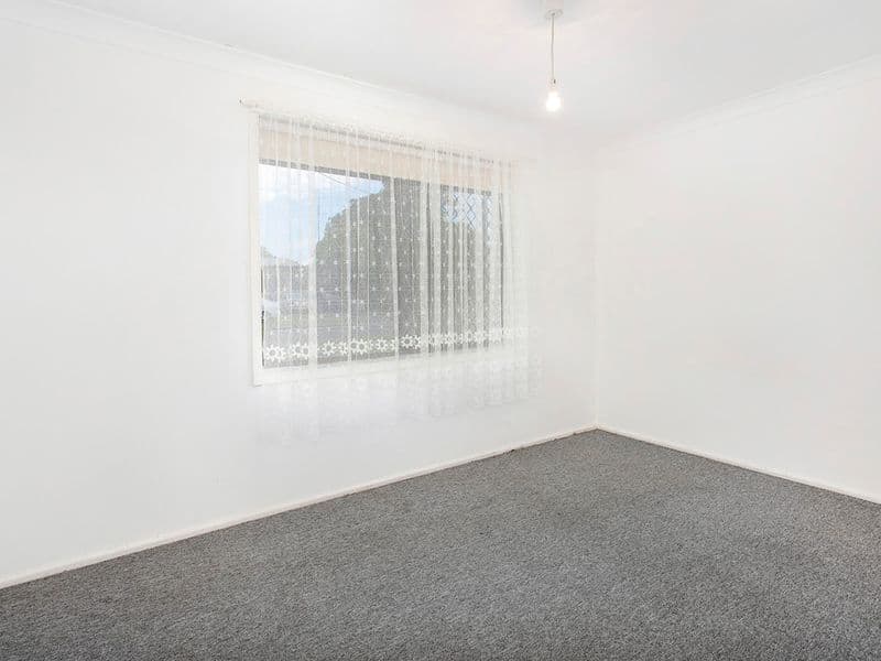 1/4 Lyne Street, Oak Flats, Oak Flats - Thumbnail 7