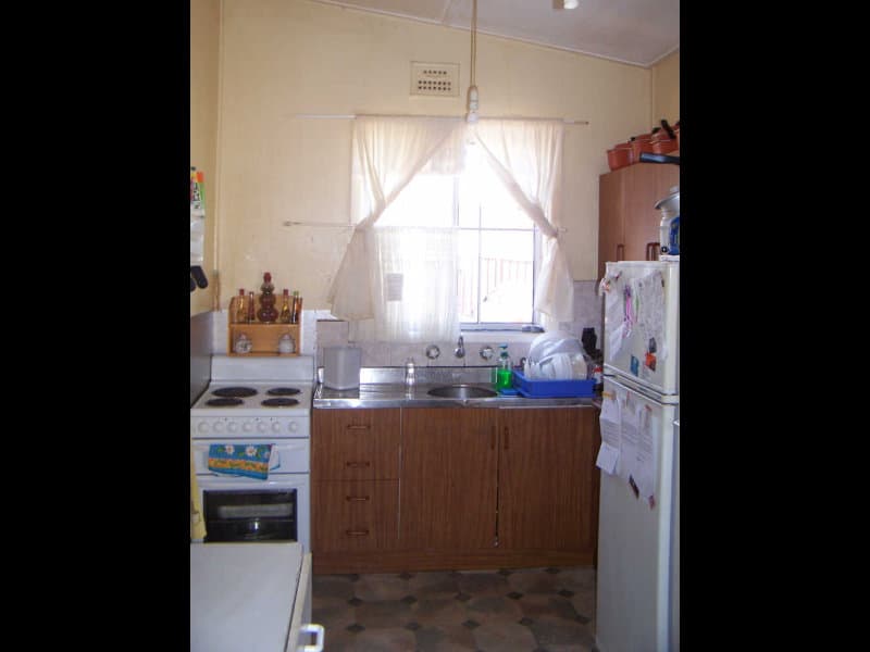 14 Lake Avenue, Cringila, Cringila - Thumbnail 4