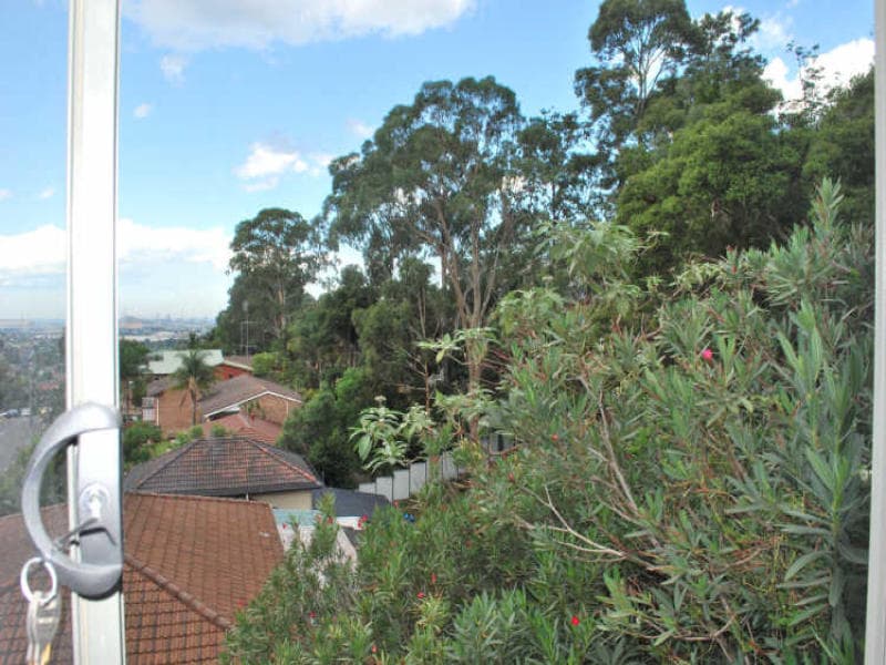 1 Vista Avenue, Farmborough Heights, Farmborough Heights - Thumbnail 4