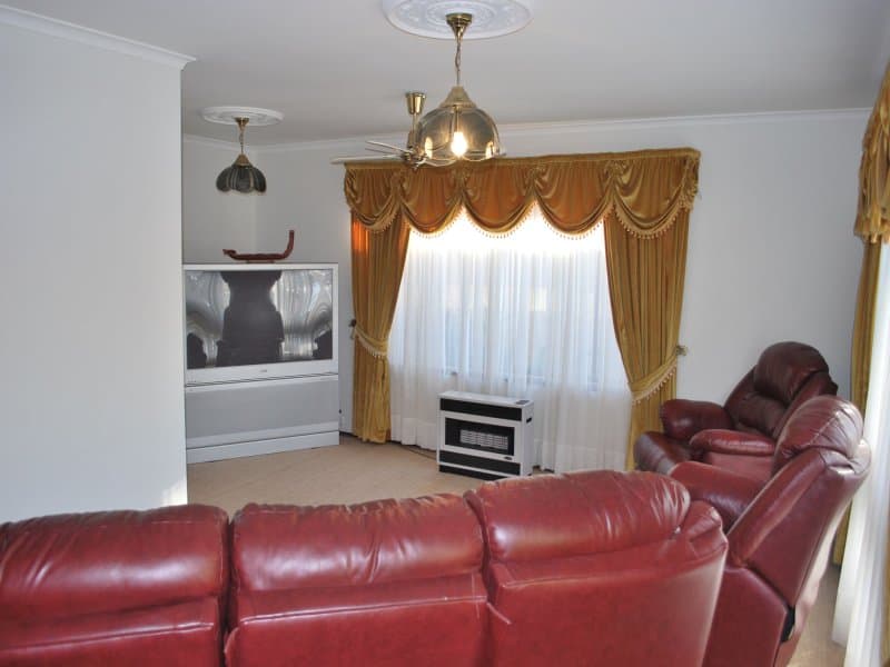 47 Windsor Crescent, Brownsville, Brownsville - Thumbnail 6