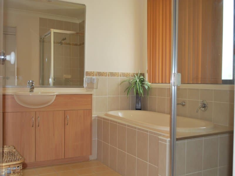 5 Woodside Circuit, Horsley, Horsley - Thumbnail 2