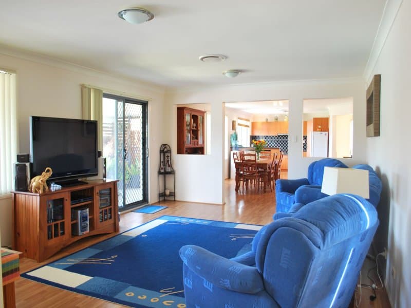5 Woodside Circuit, Horsley, Horsley - Thumbnail 5