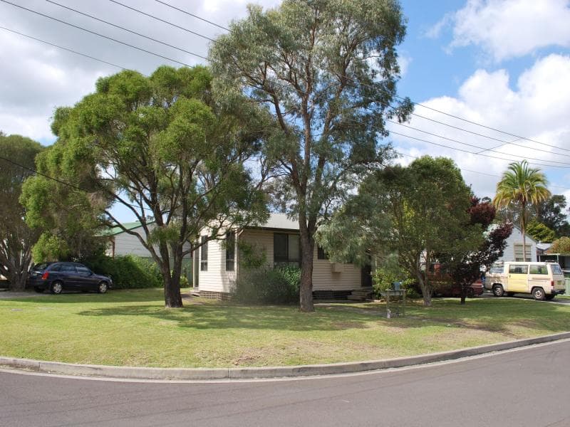 27 Barellan Avenue, Dapto, Dapto - Image 1
