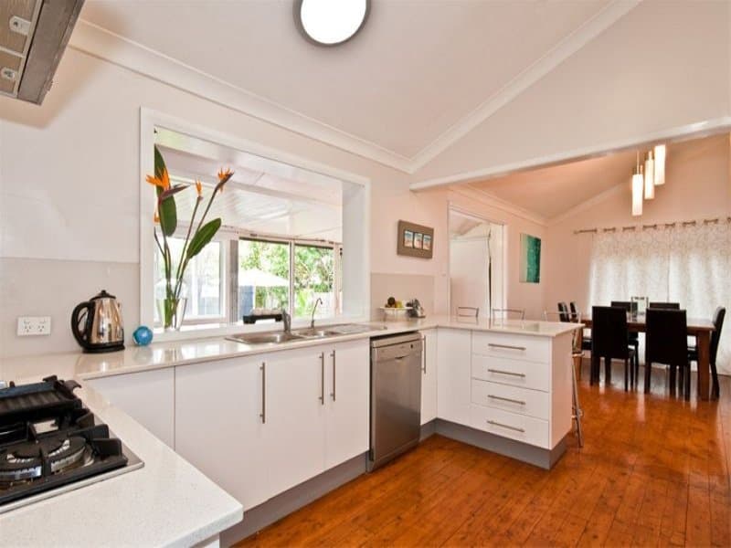 5 Seaview Avenue, Wamberal, Wamberal - Thumbnail 2