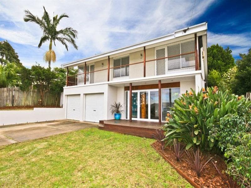 5 Seaview Avenue, Wamberal, Wamberal - Image 1