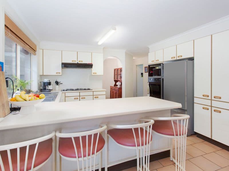 11 Throsby Avenue, Horsley, Horsley - Thumbnail 3