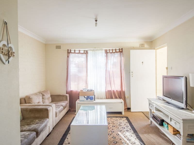 4/1 Denison Avenue, Barrack Heights, Barrack Heights - Thumbnail 2