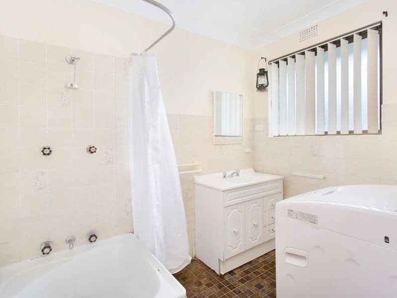 42 Palmer Avenue, Kanahooka, Kanahooka - Thumbnail 5