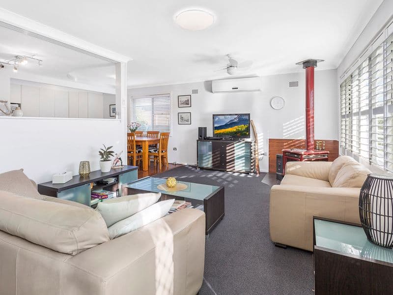 9 Elouera Crescent, Kanahooka, Kanahooka - Thumbnail 2
