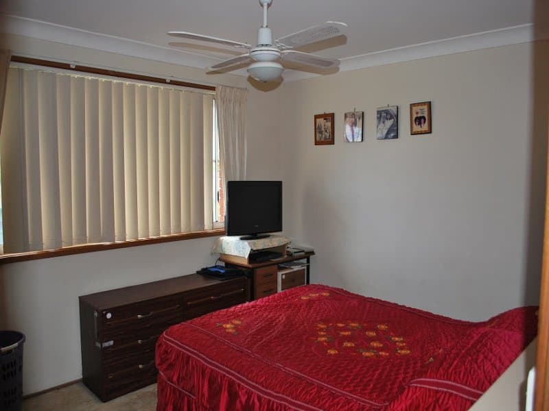 16 Rogers Avenue, Kanahooka, Kanahooka - Thumbnail 4