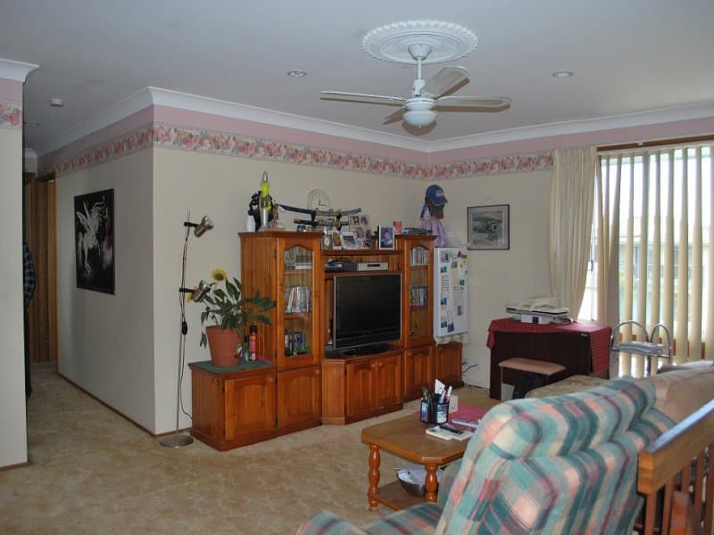 16 Rogers Avenue, Kanahooka, Kanahooka - Thumbnail 6