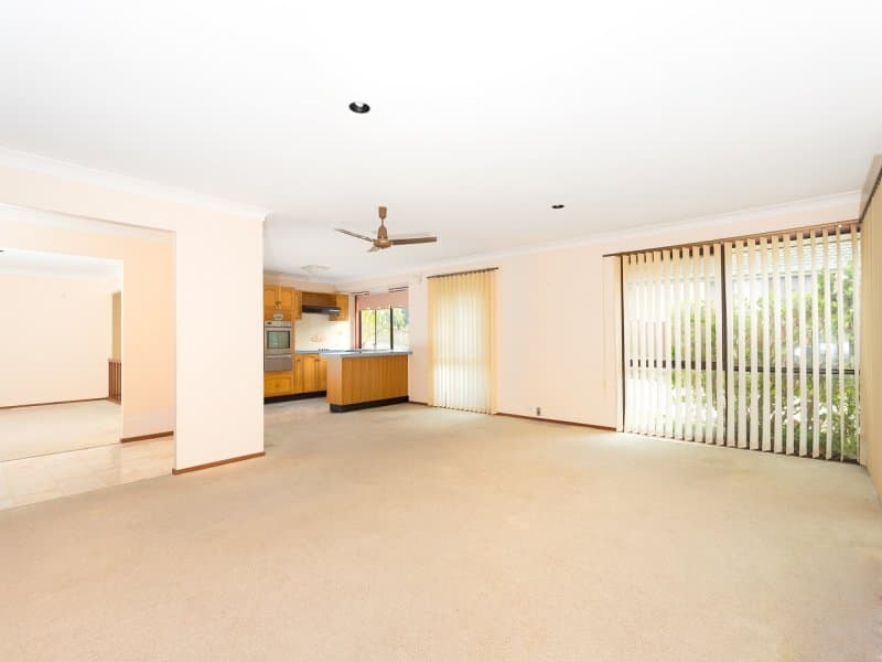 27 Habeda Avenue, Horsley, Horsley - Thumbnail 5