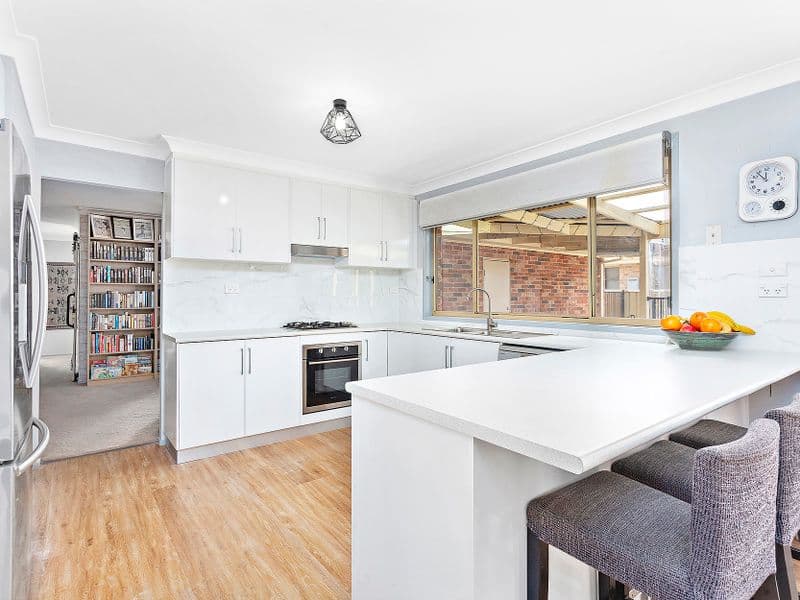 9 Sierra Drive, Horsley, Horsley - Thumbnail 3