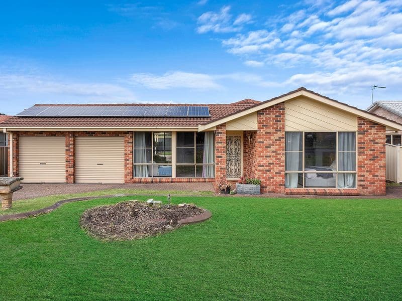 9 Sierra Drive, Horsley, Horsley - Image 1