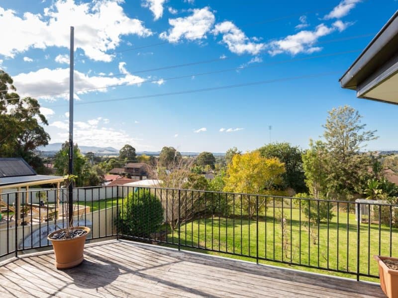 9 Pleasant View Close, Albion Park, Albion Park - Image 1