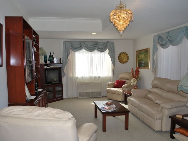 Unit 2/37 Griffiths Street, Oak Flats, Oak Flats - Thumbnail 2