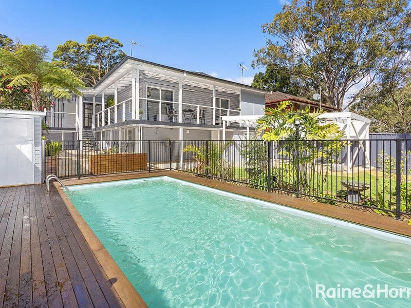 32 Prince Edward Drive, Dapto, Dapto - Image 1
