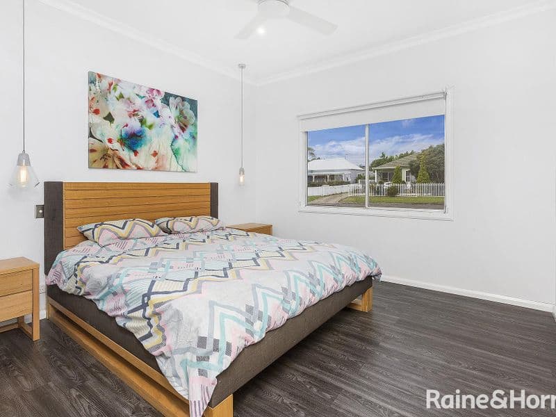 2 Deakin Street, Oak Flats, Oak Flats - Thumbnail 7